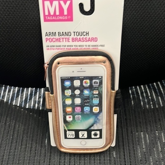 Brand new arm band phone holder with Velcro straps - Picture 3 of 4